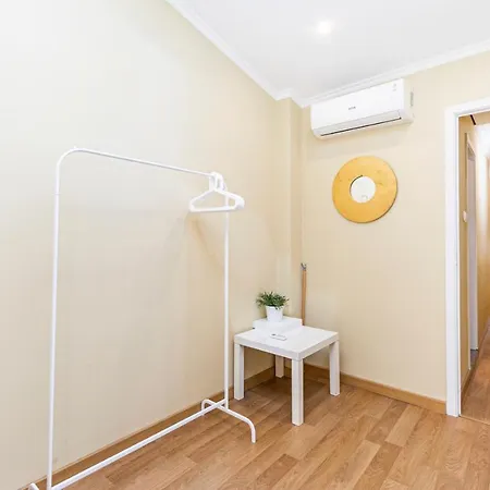 Belem Skinny House Lisbona